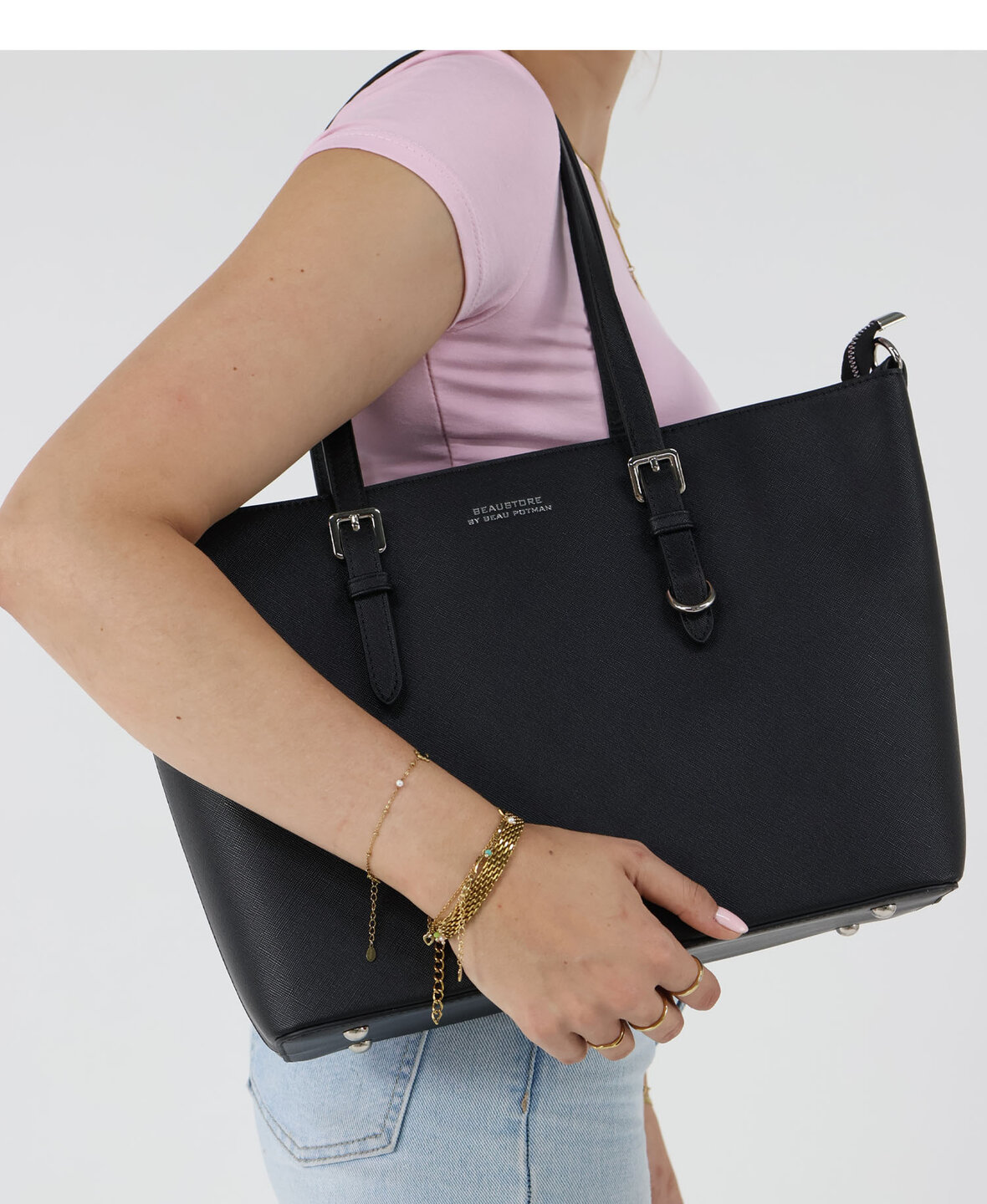 BeauStore X Flora en Co Saffiano Bag Black 