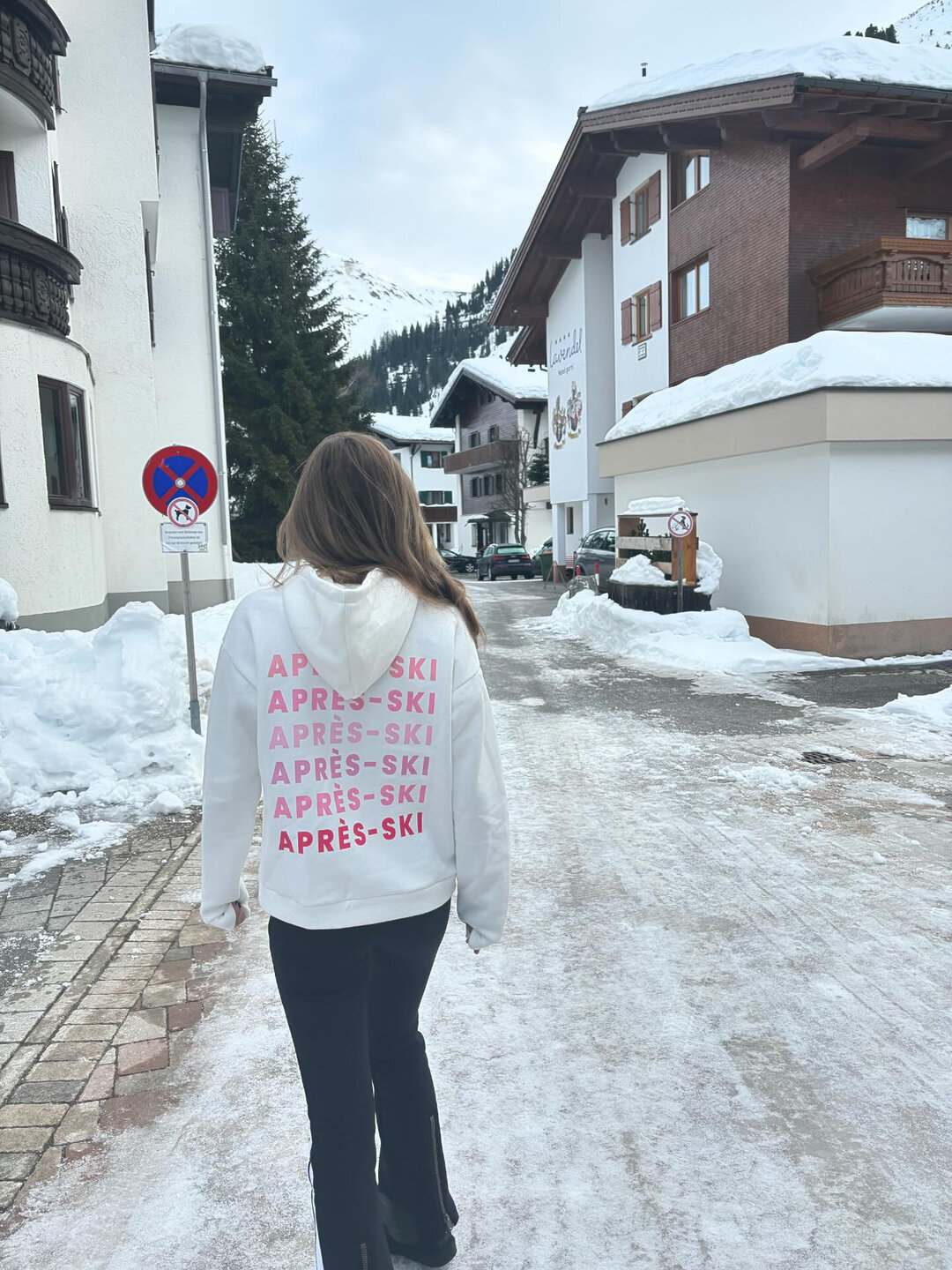 Apr&eacute;s Ski Hoodie White