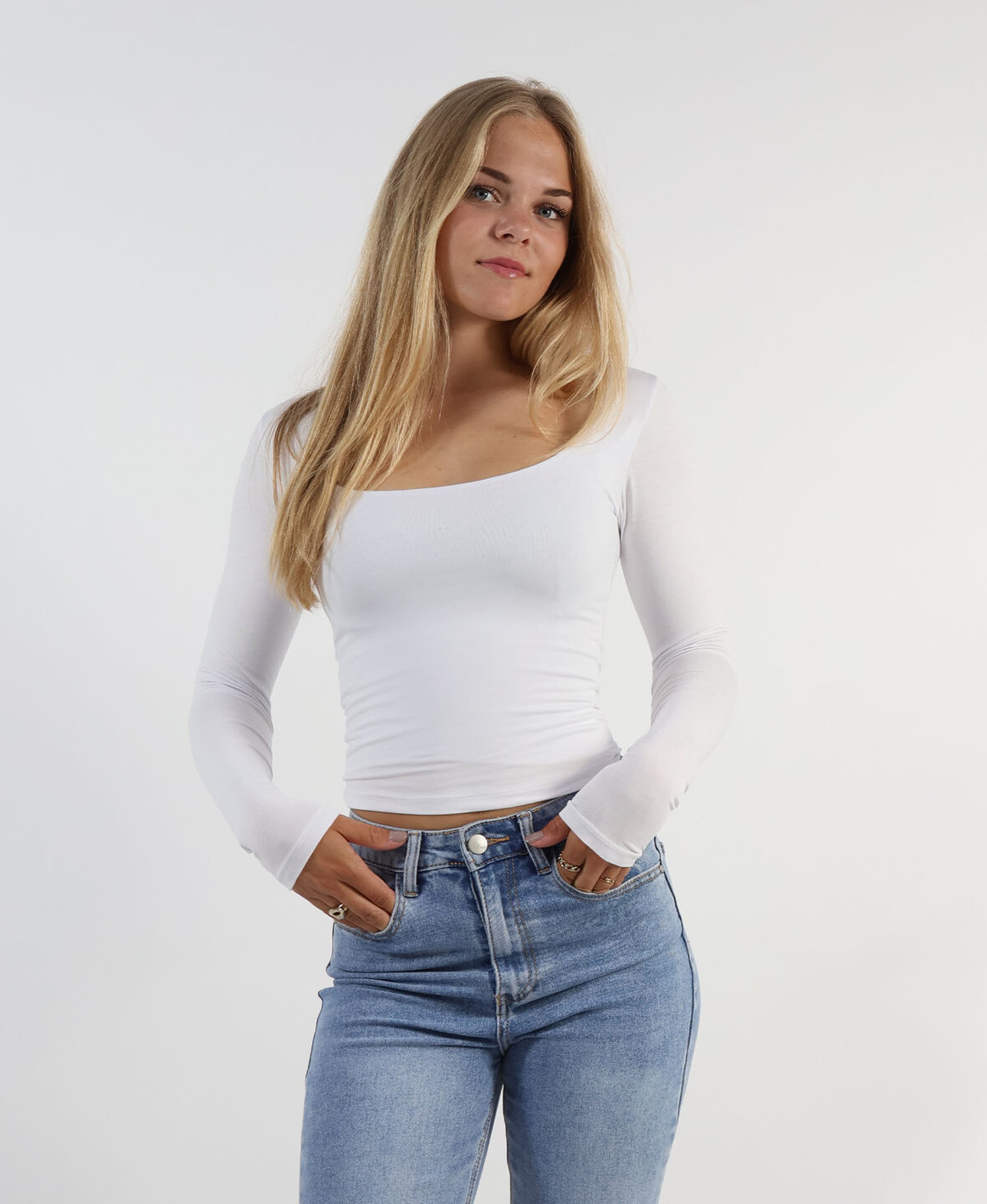 Leela Square Top White