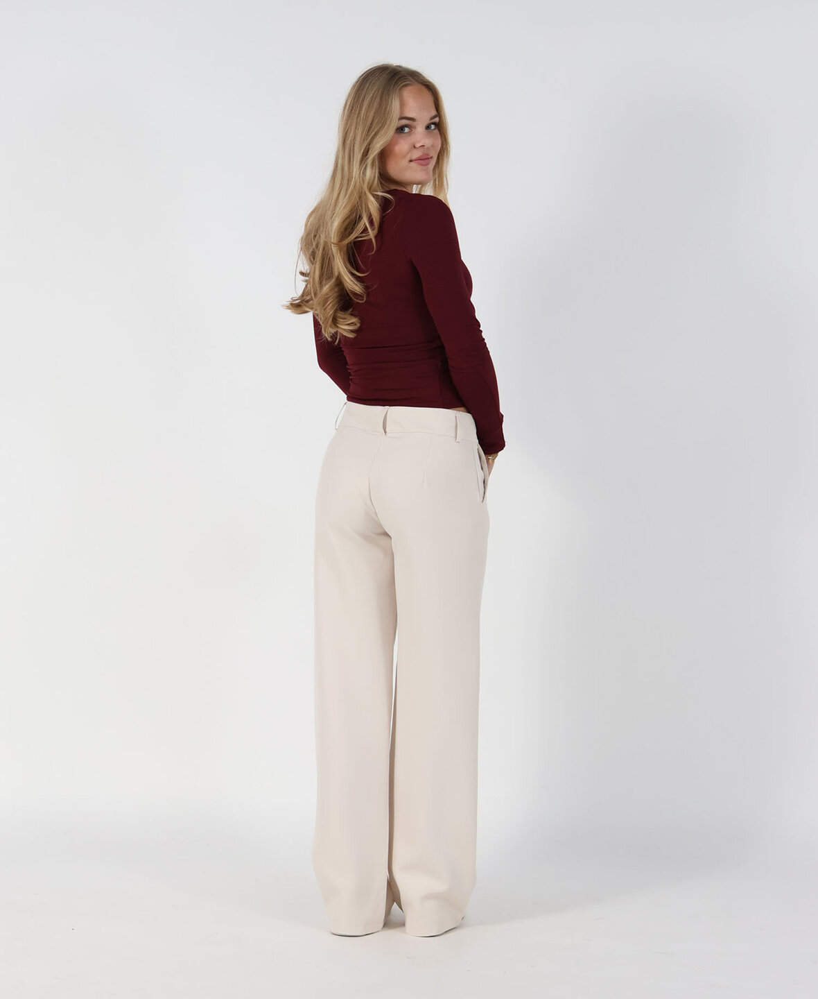 Low/Mid Waist Sanne Pants Beige (TALL)