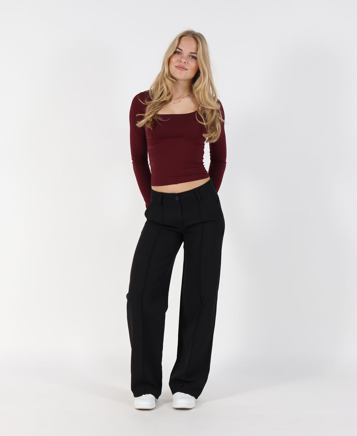 Low/Mid Waist Sanne Pants Black (REGULAR)