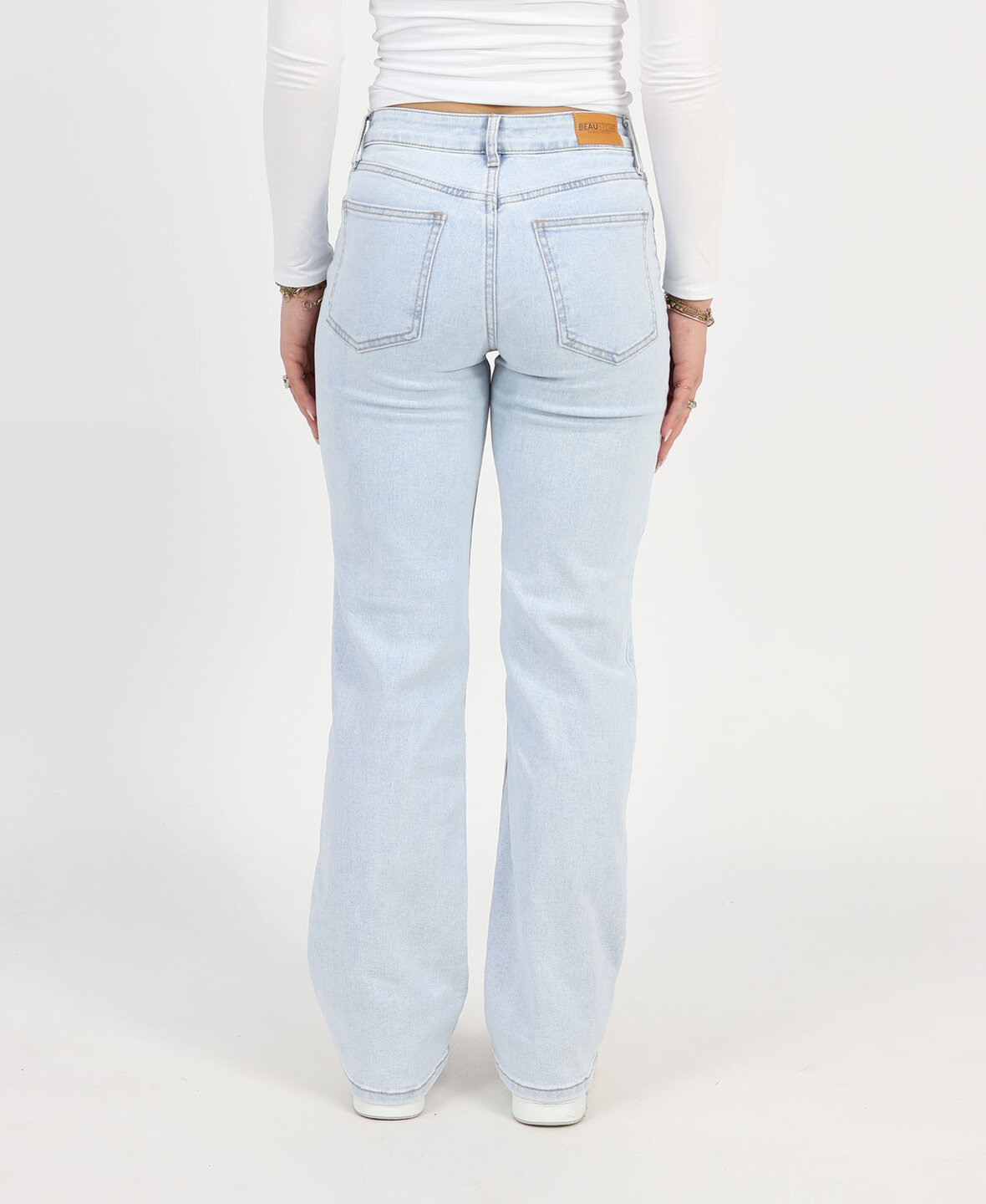 Low/Mid Waist Wide Leg Jeans 3130 (REGULAR)